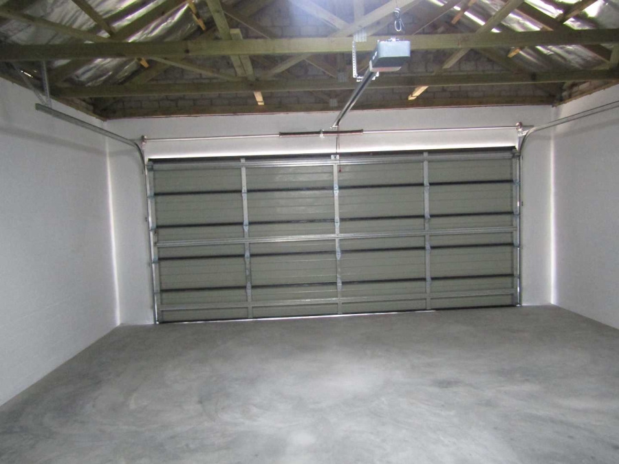 3 Bedroom Property for Sale in Britannia Bay Western Cape